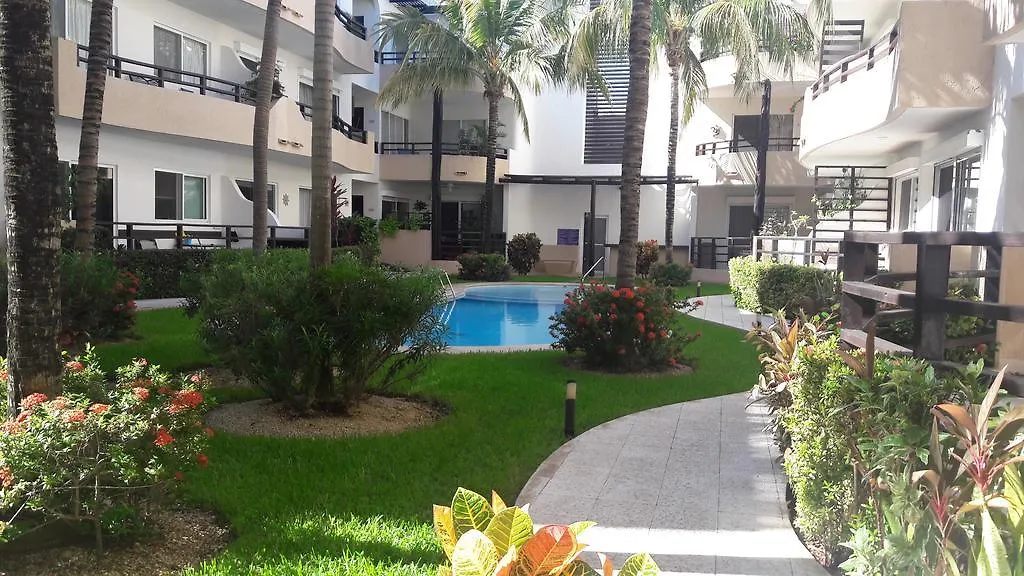 Vida Nueva Bed&Breakfast Peregrina 2*, Playa del Carmen Mexico